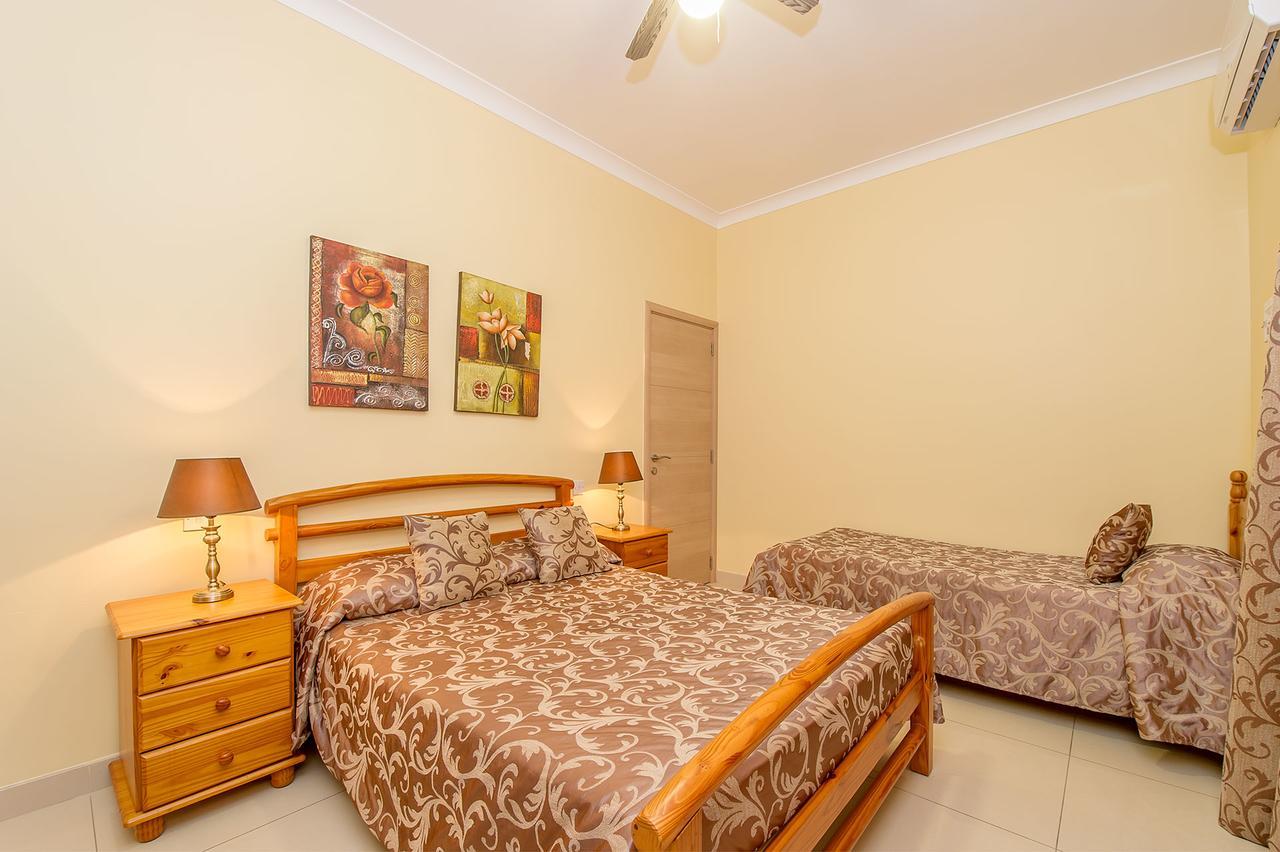 Electra Guesthouse Marsalforn Luaran gambar