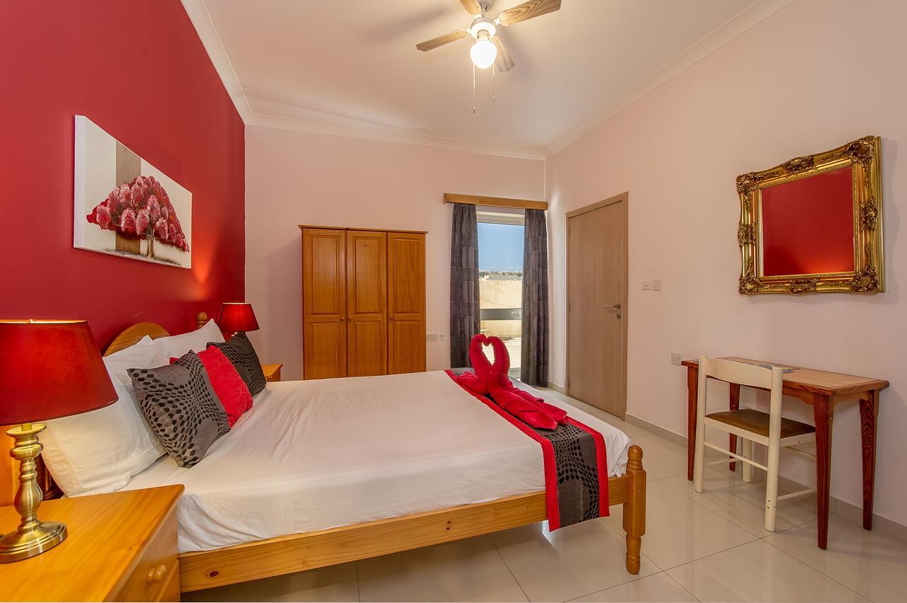 Electra Guesthouse Marsalforn Luaran gambar
